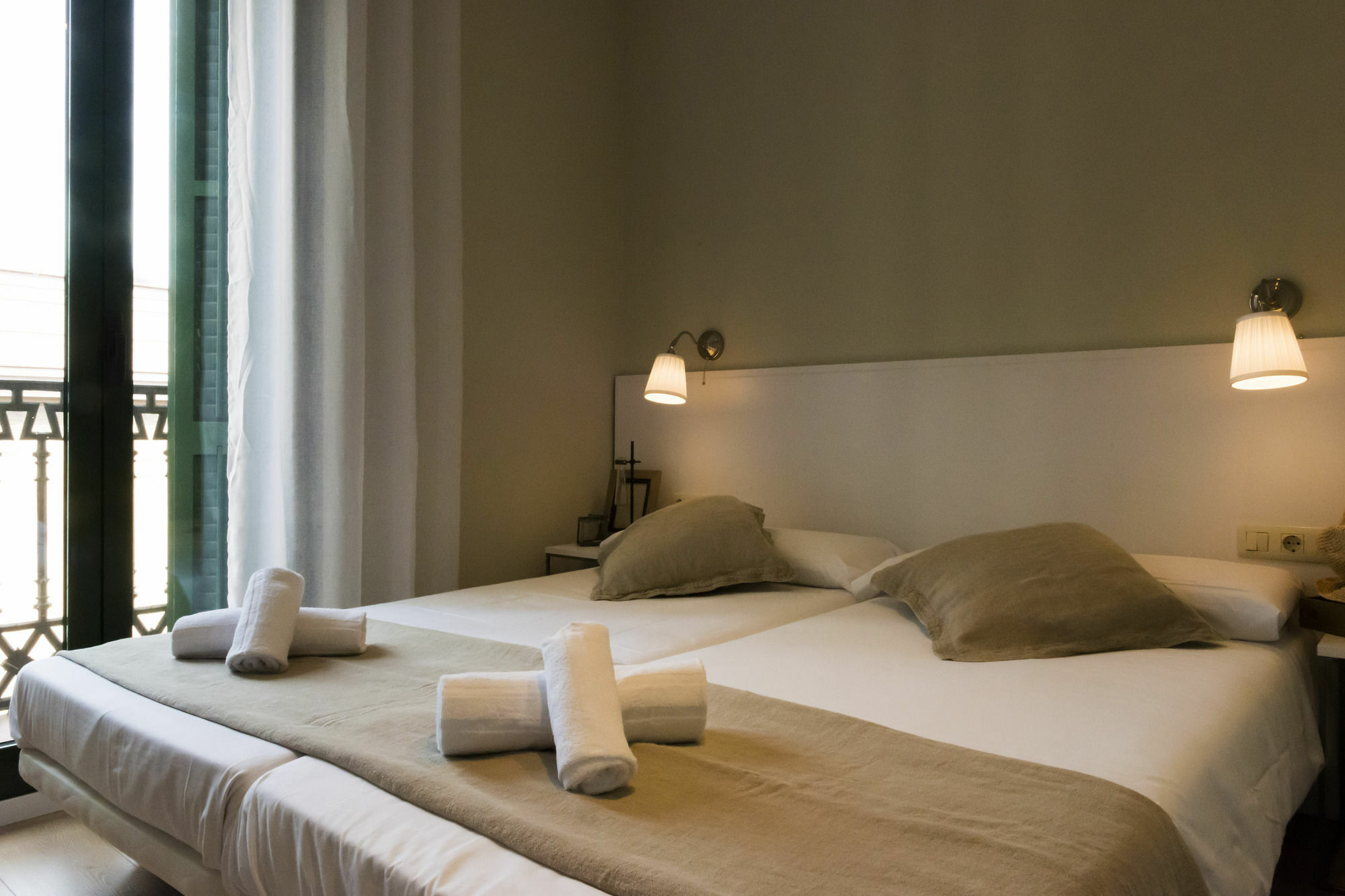 Four Petals Barcelona Boutique Apartments Exteriér fotografie